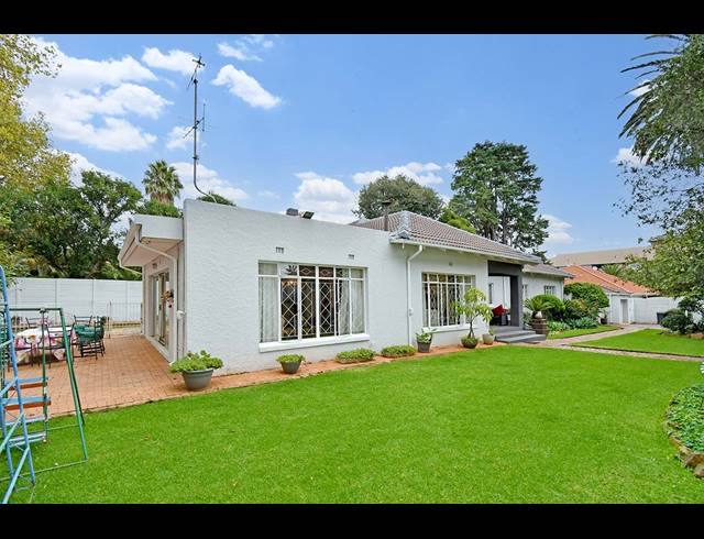 4 BEDROOM FREEHOLD FOR SALE IN HIGHLANDS NORTH